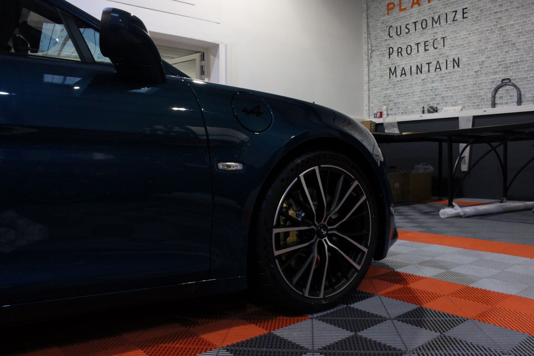 COVERShield Brillant : Alpine A110S - COVERTECK spécialiste du covering ...